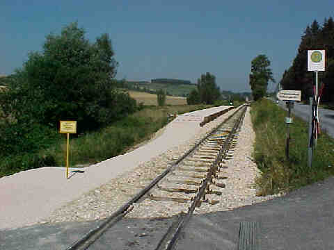 Der Haltepunkt Steinm&uuml;hle (8 Kb)