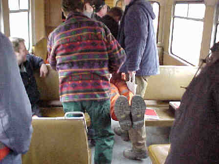 Abtransport im Wagen (Gr&ouml;&szlig;e ca. 16 Kb)