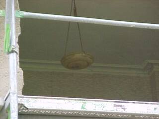 Lampe im Schlafzimmer (Gr&ouml;&szlig;e ca. 9 kB)