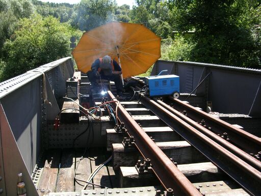 Es wird geschwei&szlig;t (256Kb)