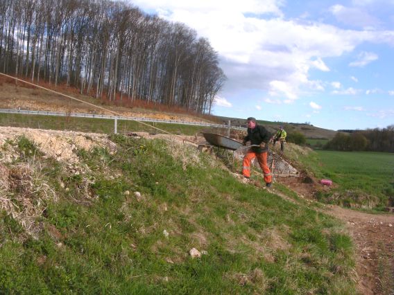  (Gr&ouml;&szlig;e ca. 104 kB)