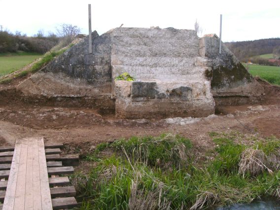  (Gr&ouml;&szlig;e ca. 107 kB)