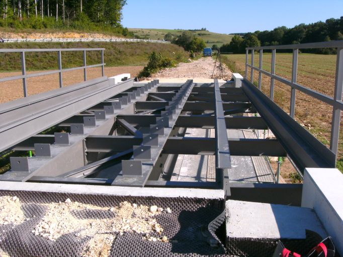  (Gr&ouml;&szlig;e ca. 82 kB)