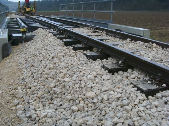 (Gr&ouml;&szlig;e ca. 67 kB)