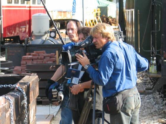 Achtung Aufnahme (Gr&ouml;&szlib;e ca. 49 kB)