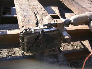 Spannen des Kettenspanners (Gr&ouml;&szlig;e ca 18 kb)