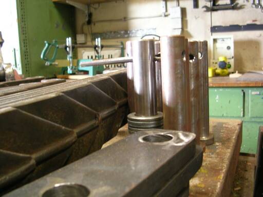 neue Bolzen und Schaken(Gr&ouml;&szlig;e ca. 27kb)