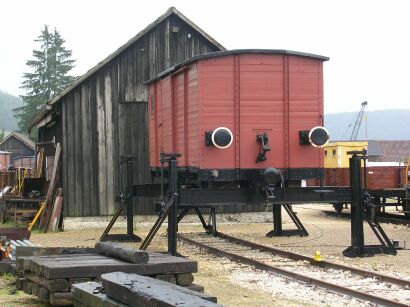 der Wagen steht frei (Gr&ouml;&szlig;e ca. 30 kb)