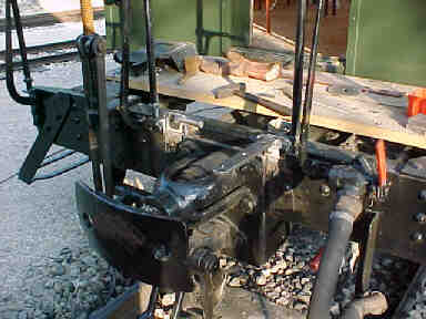 &Uuml;bergangsblech und Trittbrett im Bau (Gr&ouml;&szlig;e 16 Kb)