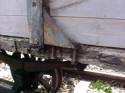 HMB 4 nach der Anlieferung (Gr&ouml;&szlig;e 27 Kb)