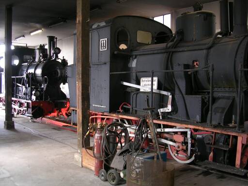 LOK 11 erstmals im großen Lokschuppen (Größe 33 Kb)