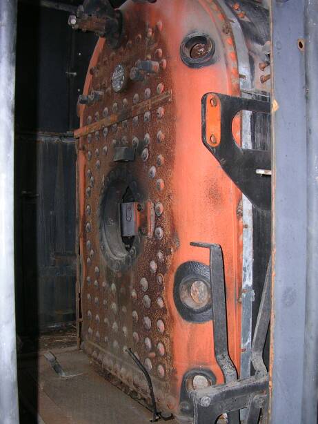 der entkleidete Stehkessel (Größe 41 Kb)