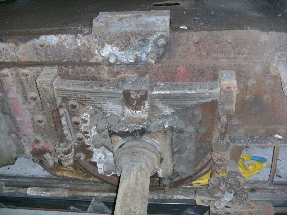 Achslager und Federung (Größe 41 Kb)