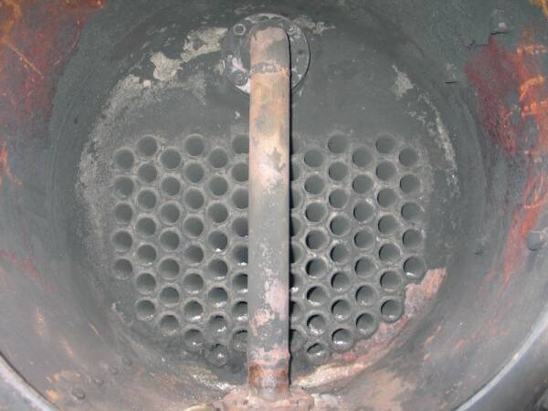 Blick auf die vordere Rohrwand (Größe 38 Kb)