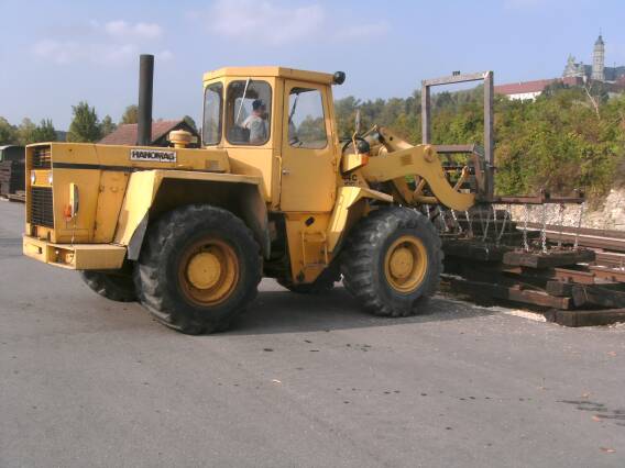 Bereit zum anheben (Gr&ouml;&szlig;e ca 31 kb)