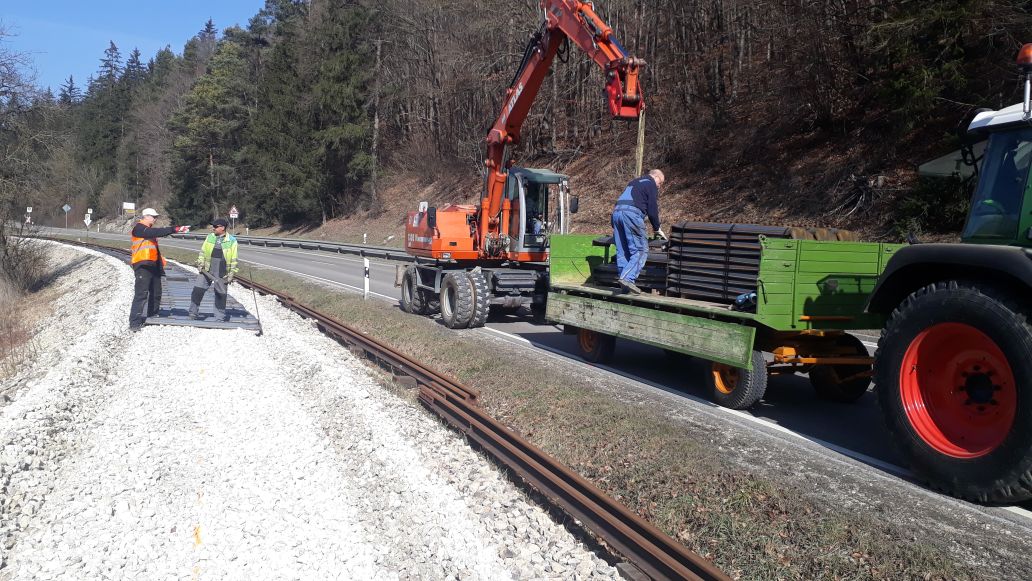 Schwelle anschlagen (Gr&ouml;&szlig; 169 kb)