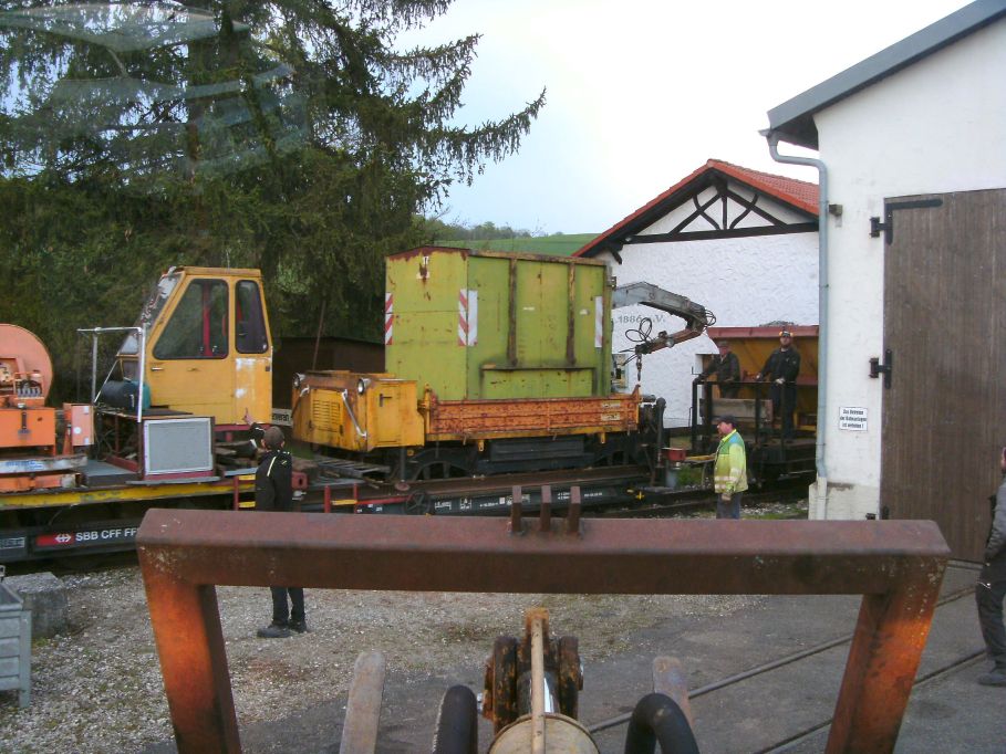 Der Container zur�ck in Neresheim (Gr&ouml;&szlig; 118 kb)