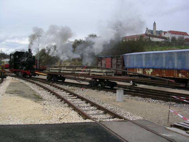 Bauzug mit B&Uuml; Material(Gr&ouml;&szlig;e ca. 46kB)