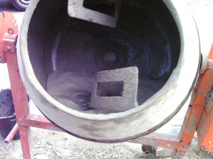 Bahnsteigbau Iggenhausen(Gr&ouml;&szlig;e ca. 55 kB)