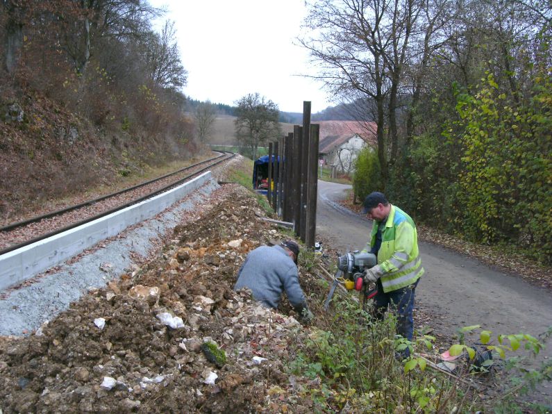 Bahnsteigbau Iggenhausen(Gr&ouml;&szlig;e ca. 135 kB)