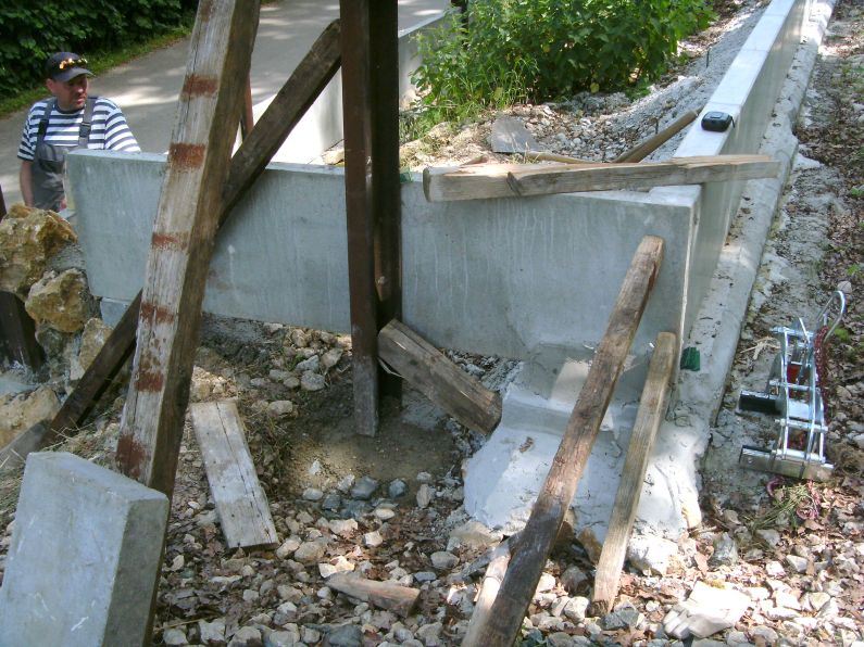 Bahnsteigbau Iggenhausen(Gr&ouml;&szlig;e ca. 126 kB)