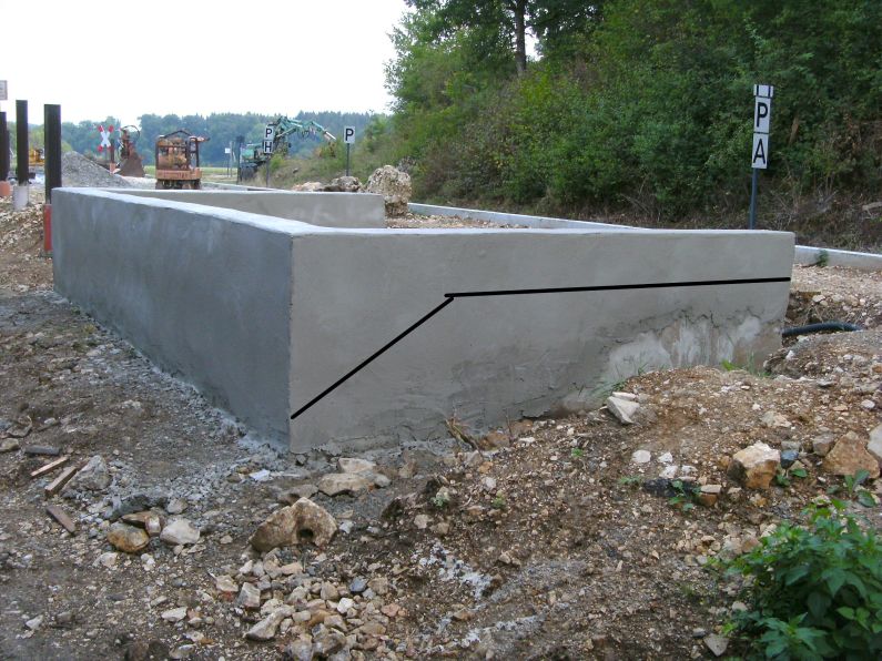 Bahnsteigbau Iggenhausen(Gr&ouml;&szlig;e ca. 115 kB)