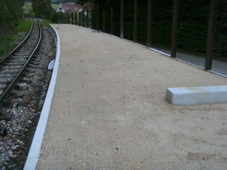 Bahnsteigbau Iggenhausen(Gr&ouml;&szlig;e ca. 81 kB)