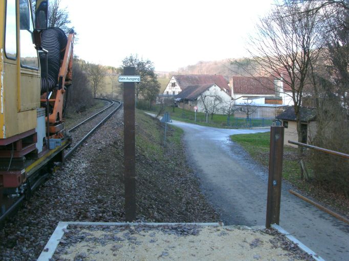 Bahnsteigbau Iggenhausen(Gr&ouml;&szlig;e ca. 76 kB)
