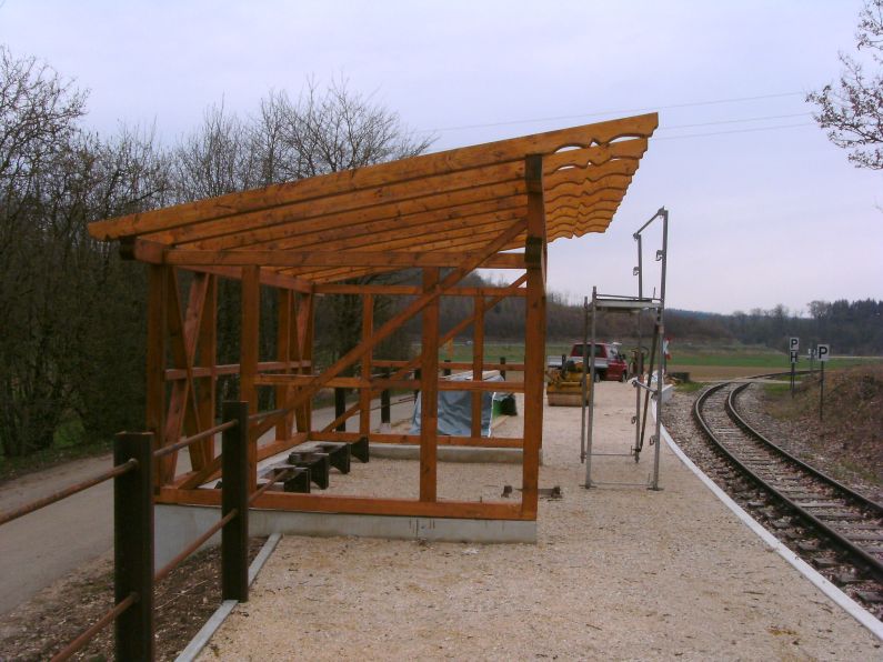 Bahnsteigbau Iggenhausen(Gr&ouml;&szlig;e ca. 82 kB)