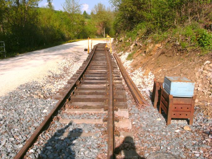 Hinter dem B&uuml; Iggenhausen (Gr&ouml;&szlig;e ca. 106 kB)