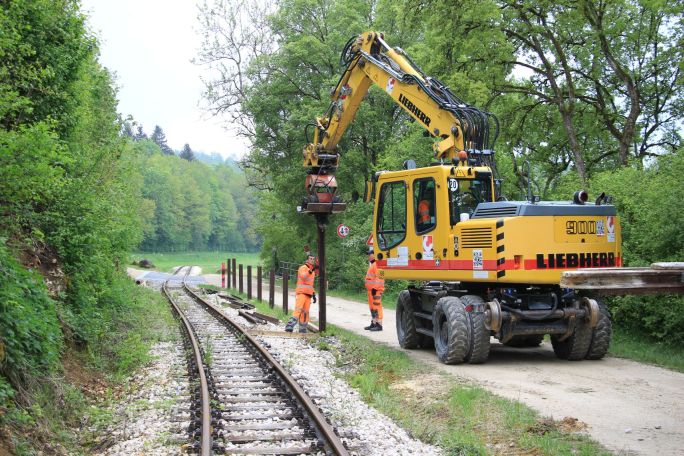 Einfahrt Iggenhausen, Neresheimer Seite (Gr&ouml;&szlig;e ca. 105 kB)