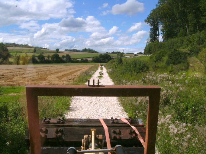  (Gr&ouml;&szlig;e ca. 72 kB)