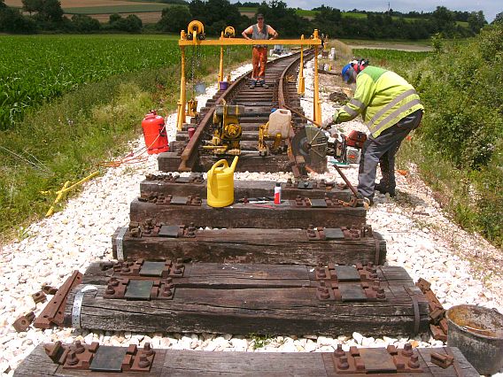  (Gr&ouml;&szlig;e ca. 89 kB)