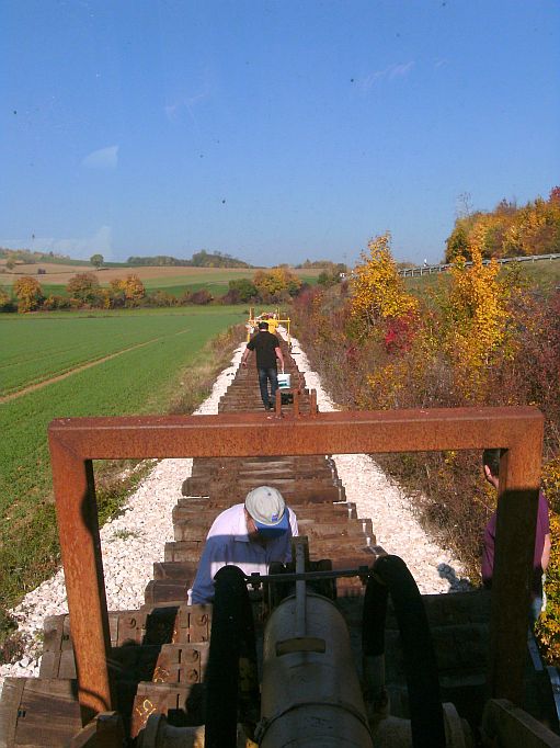  (Gr&ouml;&szlig;e ca. 69 kB)