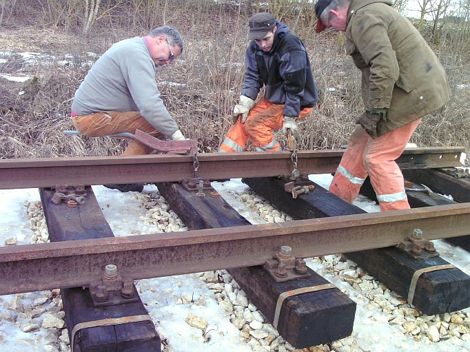  (Gr&ouml;&szlig;e ca. 105 kB)