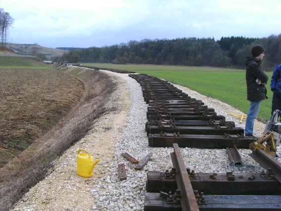  (Gr&ouml;&szlig;e ca. 63 kB)