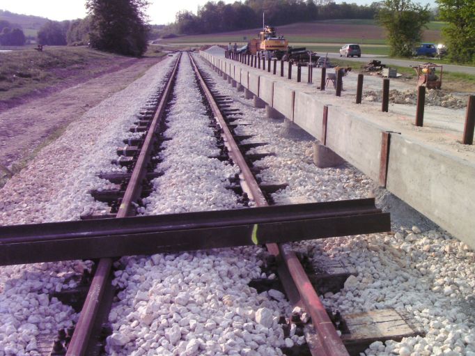 (Gr&ouml;&szlig;e ca. 83 kB)