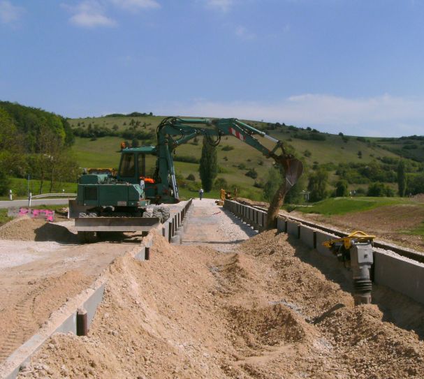 (Gr&ouml;&szlig;e ca. 62 kB)