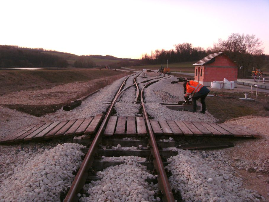 (Gr&ouml;&szlig;e ca. 95 kB)