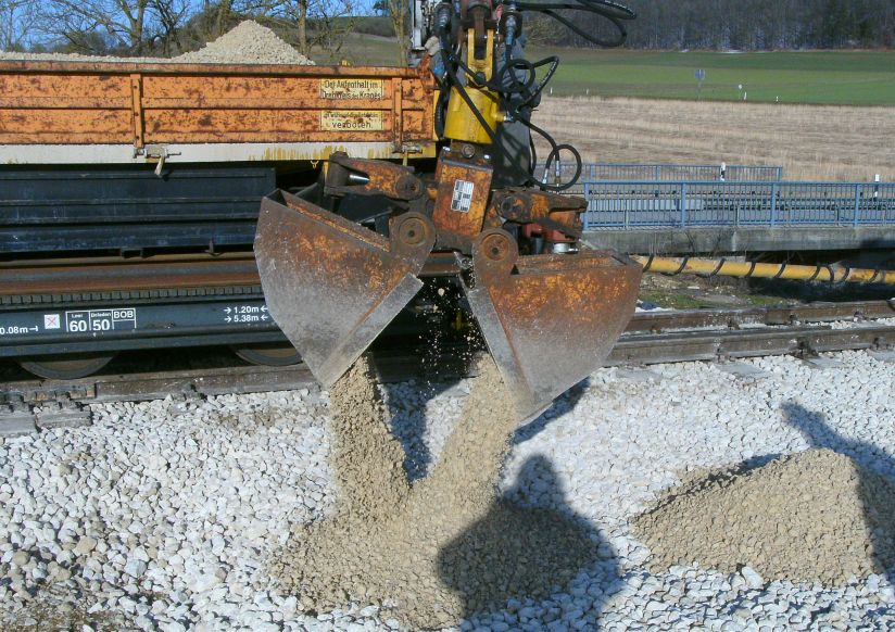 (Gr&ouml;&szlig;e ca. 184 kB)