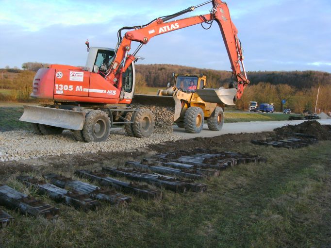 (Gr&ouml;&szlig;e ca. 71 kB)