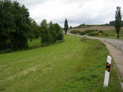 Bogen hinter Katzenstein (Gr&ouml;&szlig;e ca. 23 kB)