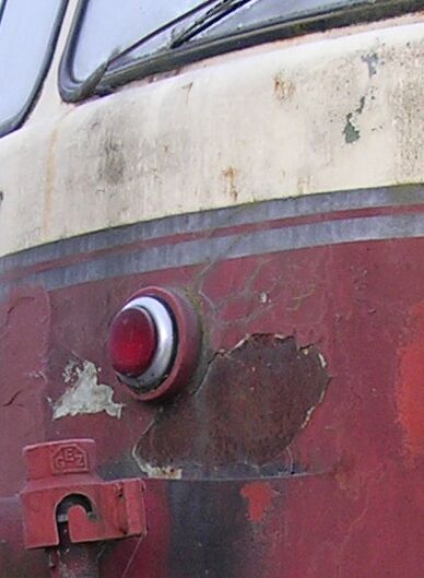 Unterrostete Spachtelmasse (Gr&ouml;&szlig;e ca. 34 kb)