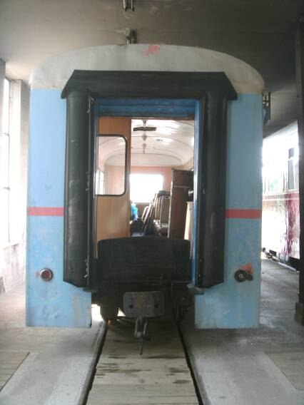 Wagenkastenende mit &Uuml;bergang (Gr&ouml;&szlig;e ca. 24 kb)