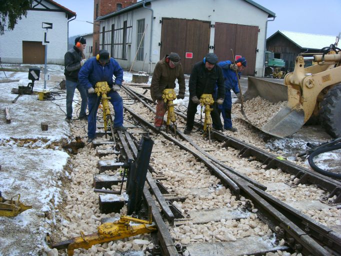 (Gr&ouml; ca. 99 Kb)