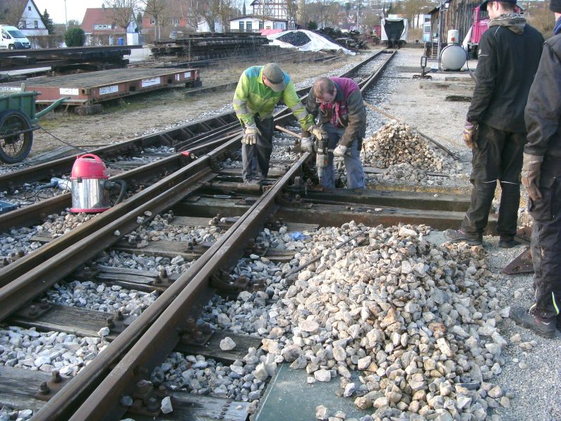 (Gr&ouml; ca. 143 Kb)