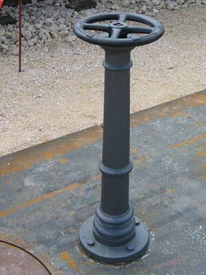 Handrad zum Schieber (Gr&ouml;&szlib;e ca. 27 kB)