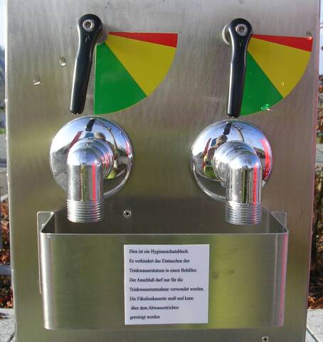 Wasseranschluss (Gr&ouml;&szlig;e ca. 27 kb)